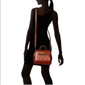 Patricia Nash Back back Shoulder Purse 10x12x6 Matching billfold